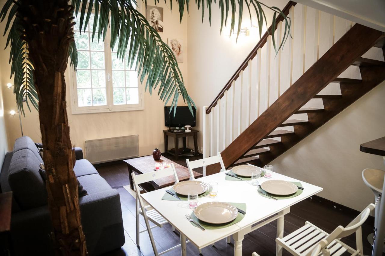 Appartement Le SAFARI à Versailles Extérieur photo